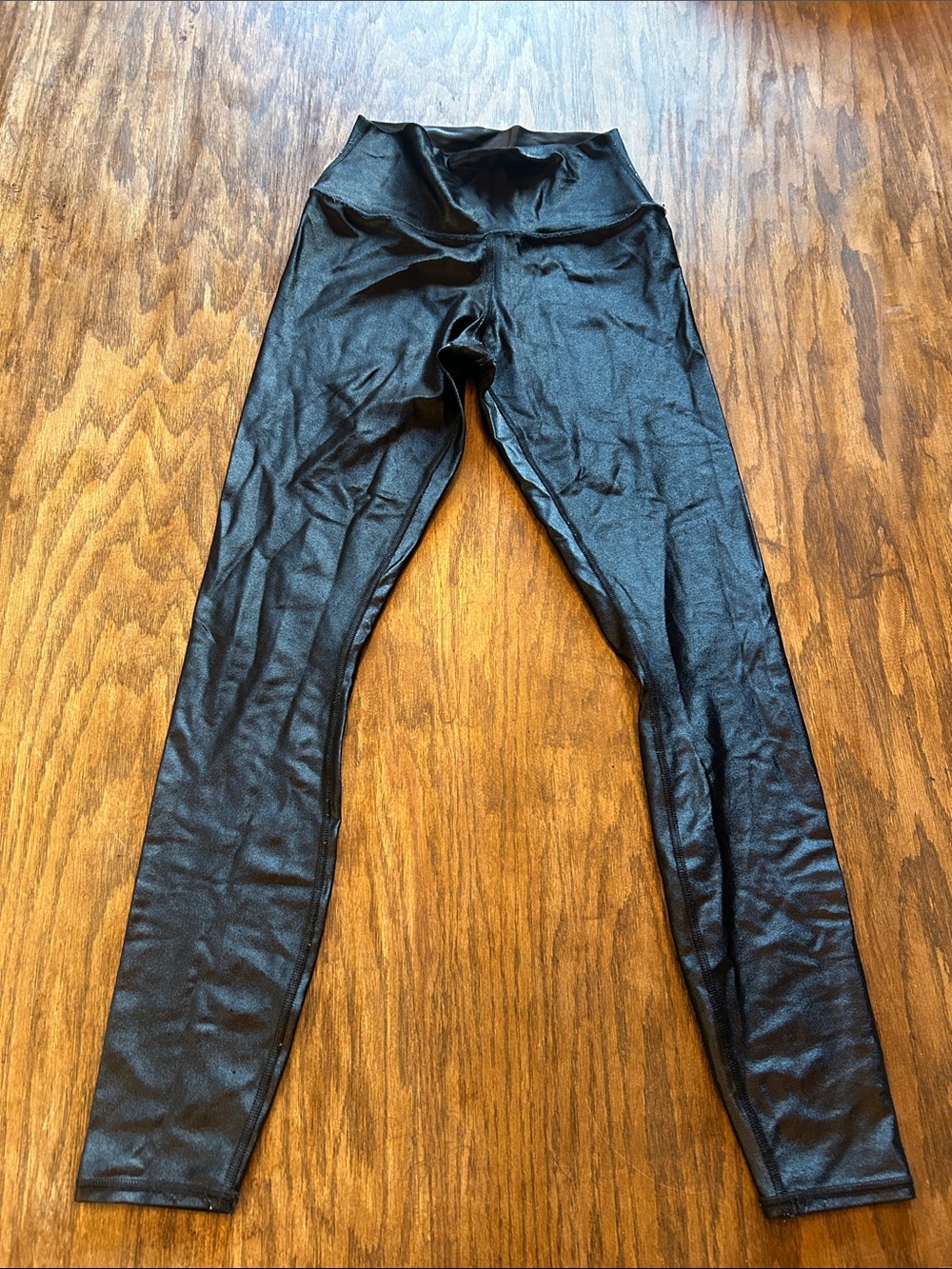 ALO Yoga Black Glossy High-Rise Leggings